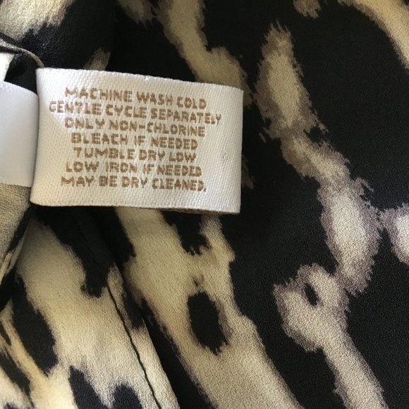 Chico's Sleeveless Animal Print Blouse - Picture 4 of 6